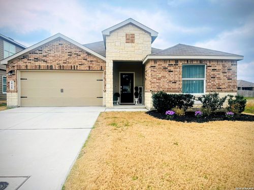 2725 San Martin Ln, Seguin, TX, 78155-3279 | Card Image