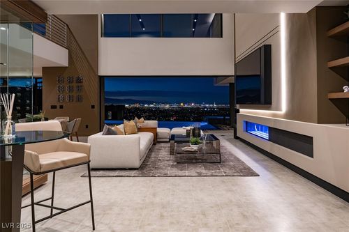 810 Dragon Glen Dr, Henderson, NV, 89012 | Card Image