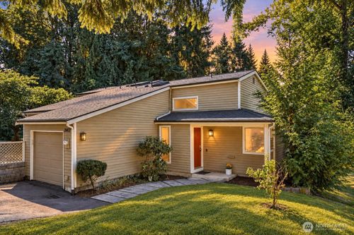 11411 102nd Court Ne, Kirkland, WA, 98033 | Card Image