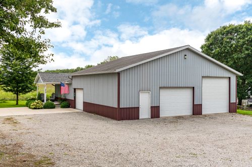213 E Lawn St, Saint Paris, OH, 43072-9793 | Card Image