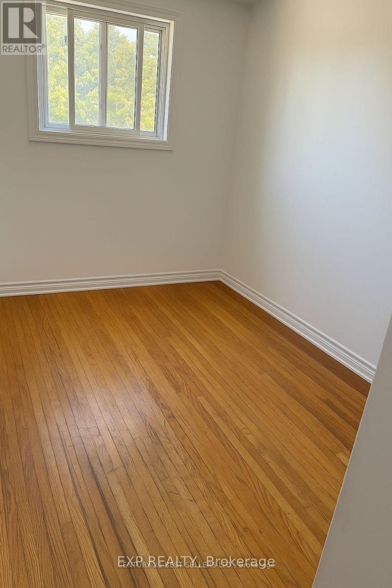 Residential Lease in Toronto (Cliffcrest)
