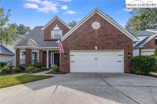 9152 Snow Hill Court, Charlotte, NC, 28269 | Card Image