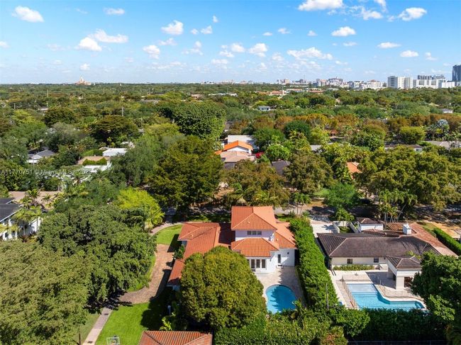 5601 San Vicente St, House other with 4 bedrooms, 5 bathrooms and null parking in Coral Gables FL | Image 25