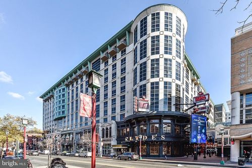 apt-620-777 7th St Nw, WASHINGTON, DC, 20001-5705 | Card Image