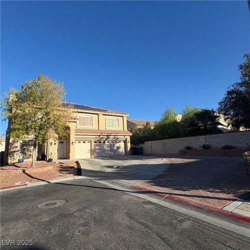10840 Spruce Bough St, Las Vegas, NV, 89183-4654 | Card Image