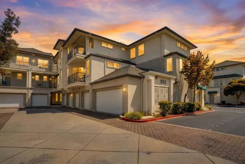 unit-539-501 Baltic Cir, Redwood City, CA, 94065-2263 | Card Image