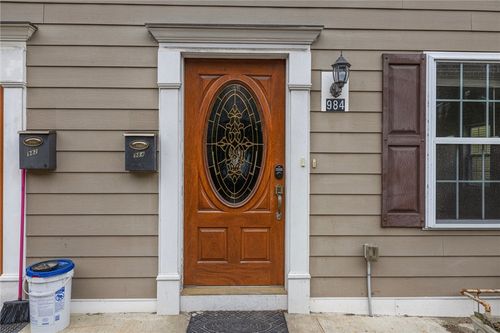 4-982 Plainfield St, Johnston, RI, 02919-6735 | Card Image