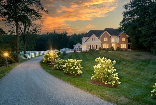 37 Houstons Way, Hampstead, NH, 03841-5010 | Card Image