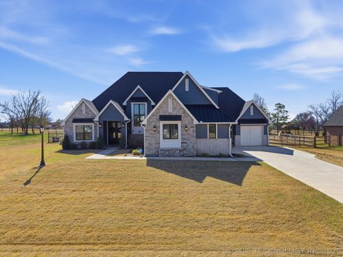 6480 N Bluesage Dr, Owasso, OK, 74055-7849 | Card Image