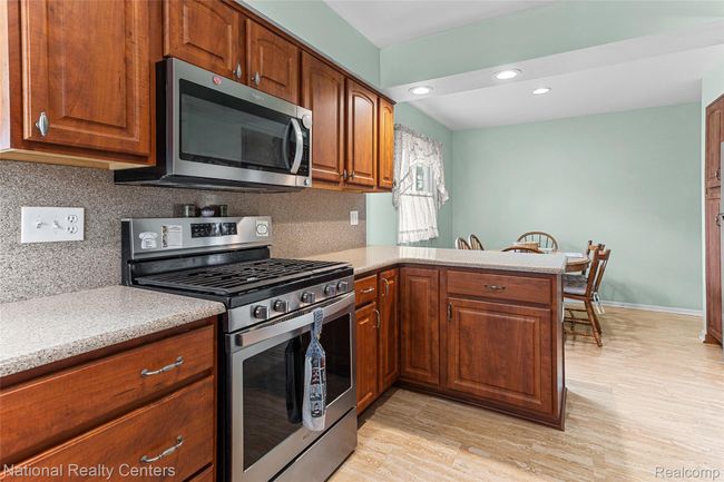 Kitchen | Image 7