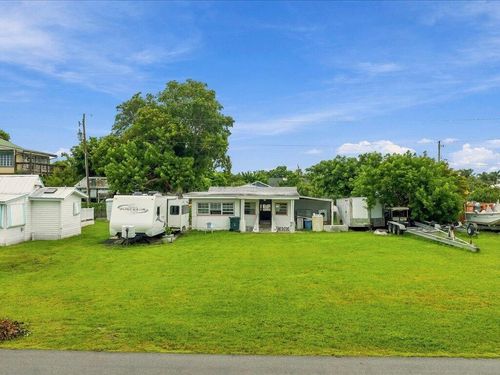 403 Mango Avenue, Goodland, FL, 34140 | Card Image