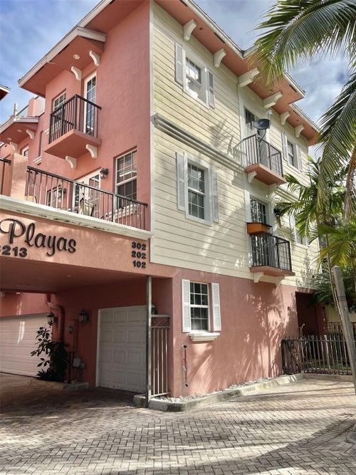 102-3213 Ne 5th St, Pompano Beach, FL, 33062-4751 | Card Image