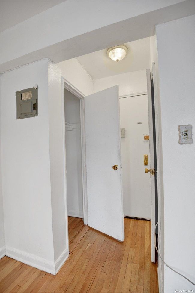 Two closets at entry | Image 19
