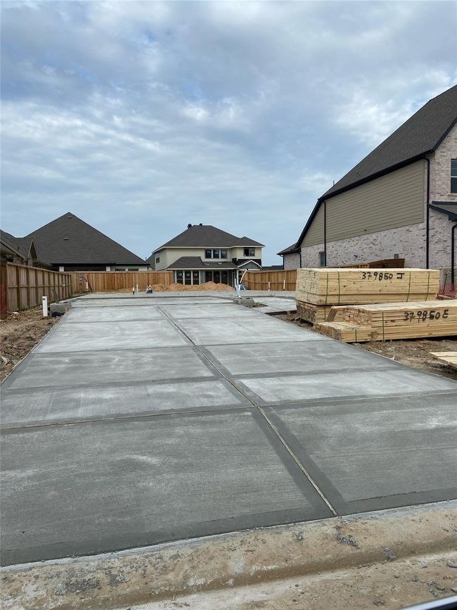 Every foundation at DWH is engineered and it’s inspected three times! We do not do “batch” testing. Rest easy knowing your foundation comes with a 10 year warranty. | Image 13