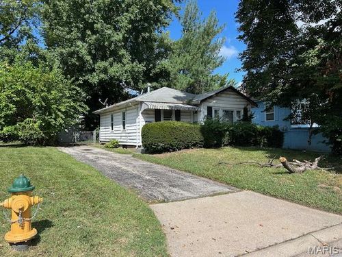 6153 Hancock Ave, Berkeley, MO, 63134-2115 | Card Image