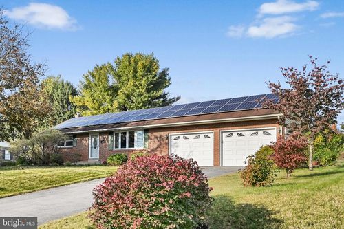 143 Schoolhouse Rd, PALMYRA, PA, 17078-8307 | Card Image