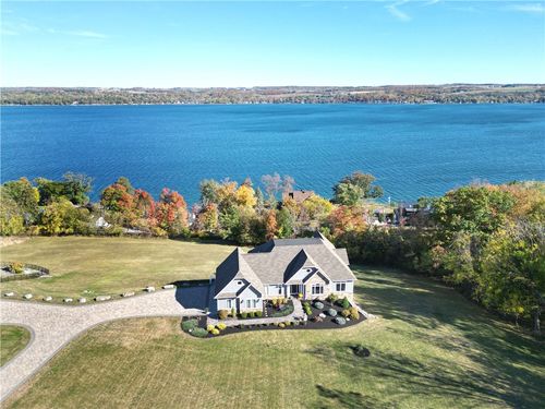4475 County Road 16, Canandaigua, NY, 14424-8354 | Card Image