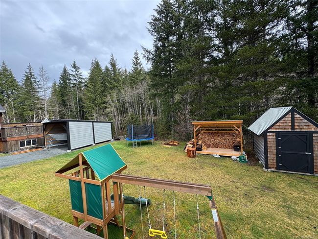 603 Hummingbird Lane, House other with 3 bedrooms, 2 bathrooms and 4 parking in Gold River BC | Image 35