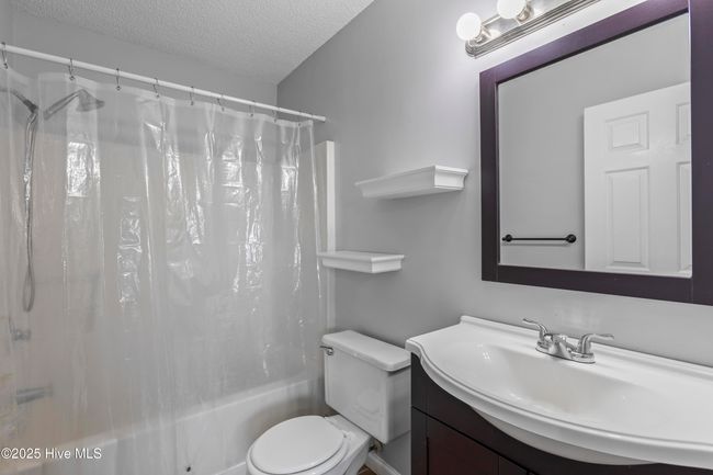 504 Mcfadyen Cir, House other with 3 bedrooms, 2 bathrooms and 2 parking in Hubert NC | Image 12