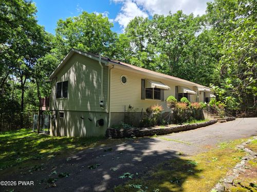 103 Westwood Ln, Hawley, PA, 18428-7844 | Card Image
