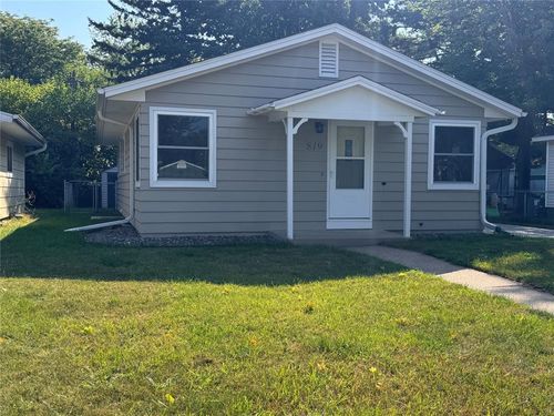 819 Brighton Street, Altoona, WI, 54720 | Card Image