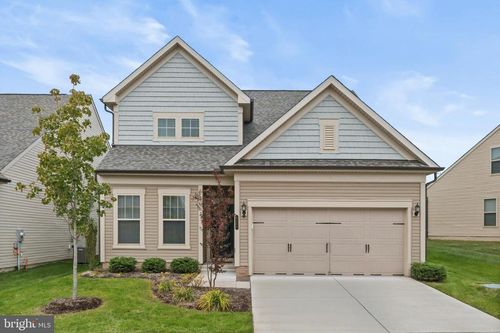 6266 Zinnia Ln, HAYMARKET, VA, 20169-3011 | Card Image