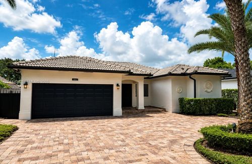 16347 Nw 88th Pl, Miami Lakes, FL, 33018-6159 | Card Image