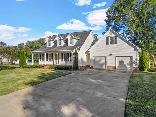 207 Sw Fieldsedge Dr, Moore, SC, 29369-9270 | Card Image