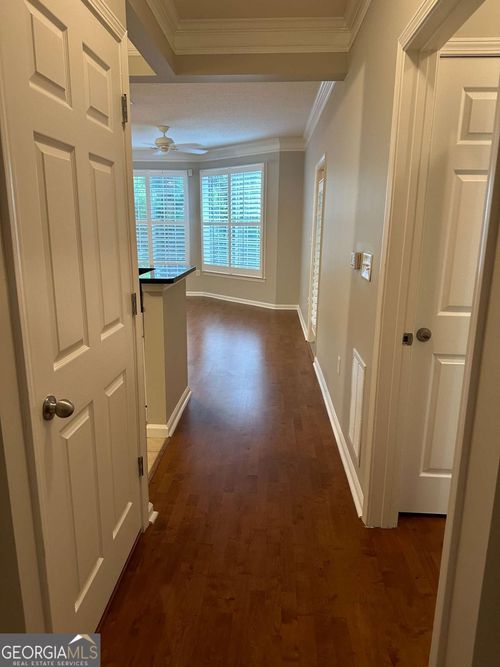 5208 Dogwood Rd, Roswell, GA, 30075 | Card Image