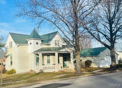 111 W Madison Ave, Owensville, MO, 65066-1522 | Card Image