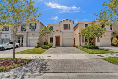 650 Ne 191st Ter, Miami, FL, 33179-3972 | Card Image