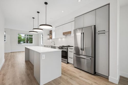 28-17429 59 Ave, Surrey, BC, V3S1P3 | Card Image
