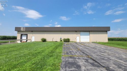 200 Great Lakes Pkwy, Bellevue, OH, 44811 | Card Image