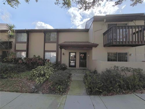 3707 Pine Cone Cir, CLEARWATER, FL, 33760-5306 | Card Image