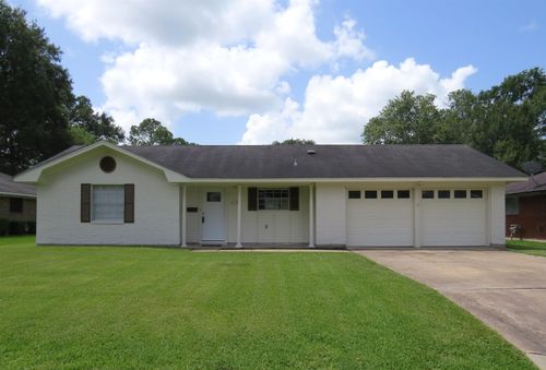 8635 Crestview, Beaumont, TX, 77707 | Card Image
