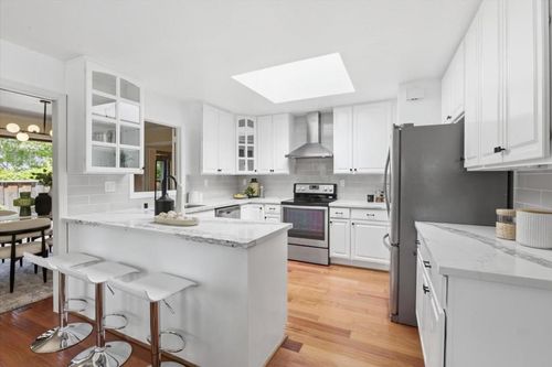 22920 Stonebridge, Cupertino, CA, 95014-5642 | Card Image