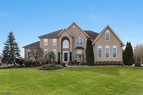 16 Gabrielle Cir, WOOLWICH TWP, NJ, 08085-3456 | Card Image