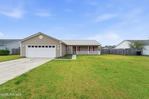 307 Kenilworth Pl, Hubert, NC, 28539-3652 | Card Image