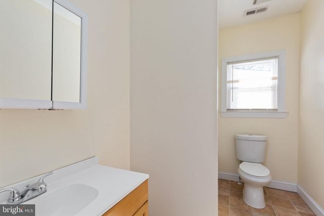 113 W Main St, House other with 5 bedrooms, 4 bathrooms and null parking in Wakefield VA | Image 48