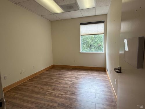 ste-25d-8911 Lakewood Dr, Windsor, CA, 95492-7856 | Card Image