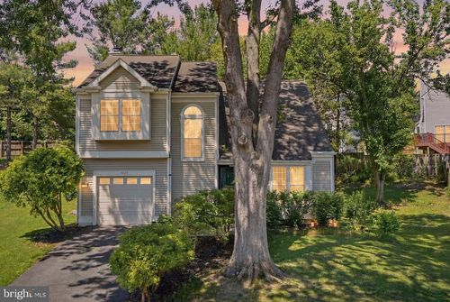 4020 Blue Slate Dr, ALEXANDRIA, VA, 22306-1356 | Card Image