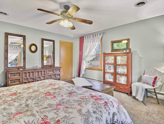 212 E Wisconsin St, House other with 4 bedrooms, 2 bathrooms and null parking in Palmyra WI | Image 18