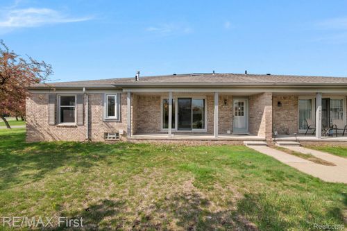 99-14685 Windmill Ct, Shelby Township, MI, 48315-4310 | Card Image
