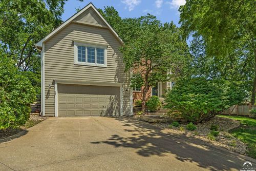 1128 Dubs Ct, Lawrence, KS, 66049-3878 | Card Image