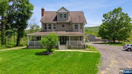 340 Route 32, Central Valley, NY, 10917-3200 | Card Image