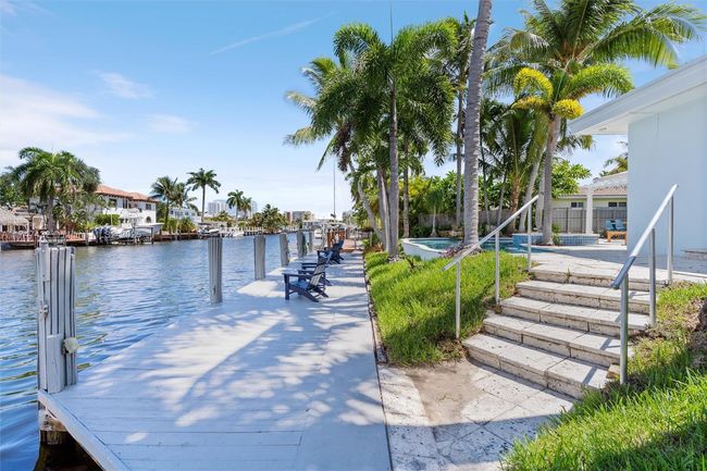 2513 Se 12 Th St, House other with 3 bedrooms, 3 bathrooms and null parking in Pompano Beach FL | Image 13