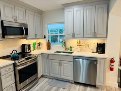 200 Ne 56th St, Oakland Park, FL, 33334-1714 | Card Image