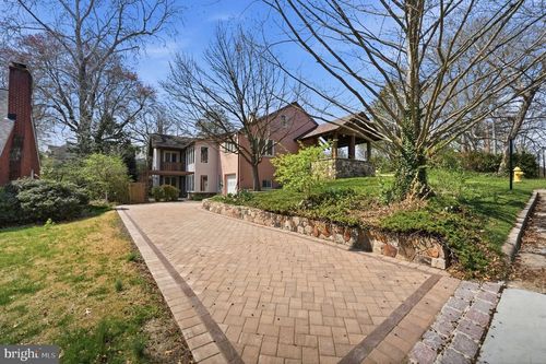 5600 16th Street N, ARLINGTON, VA, 22205 | Card Image