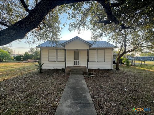 1009 Oak St, Refugio, TX, 78377-3022 | Card Image