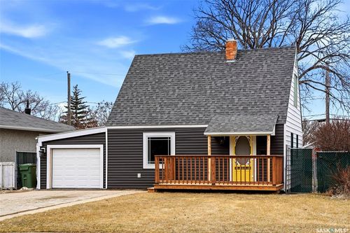 1736 Mcintosh Street, Regina, SK, S4T5C5 | Card Image